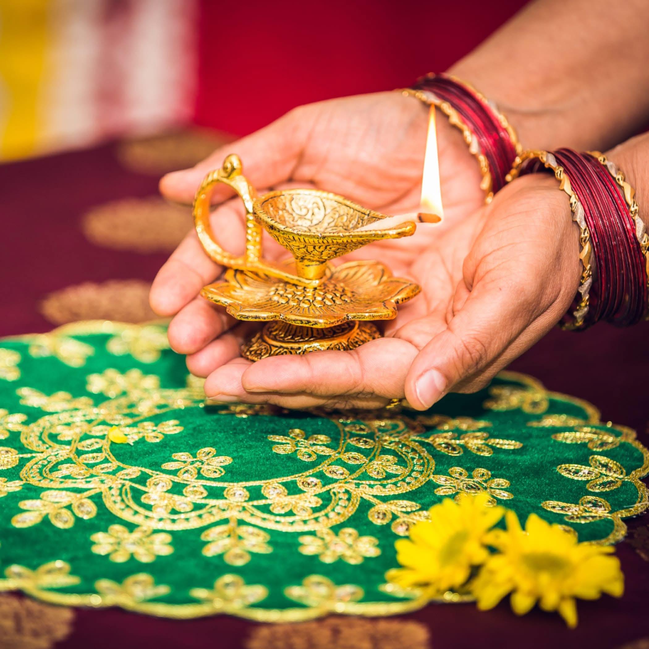 festival pooja return gift ideas Navratri Diwali Lohri Griha Pravesh India